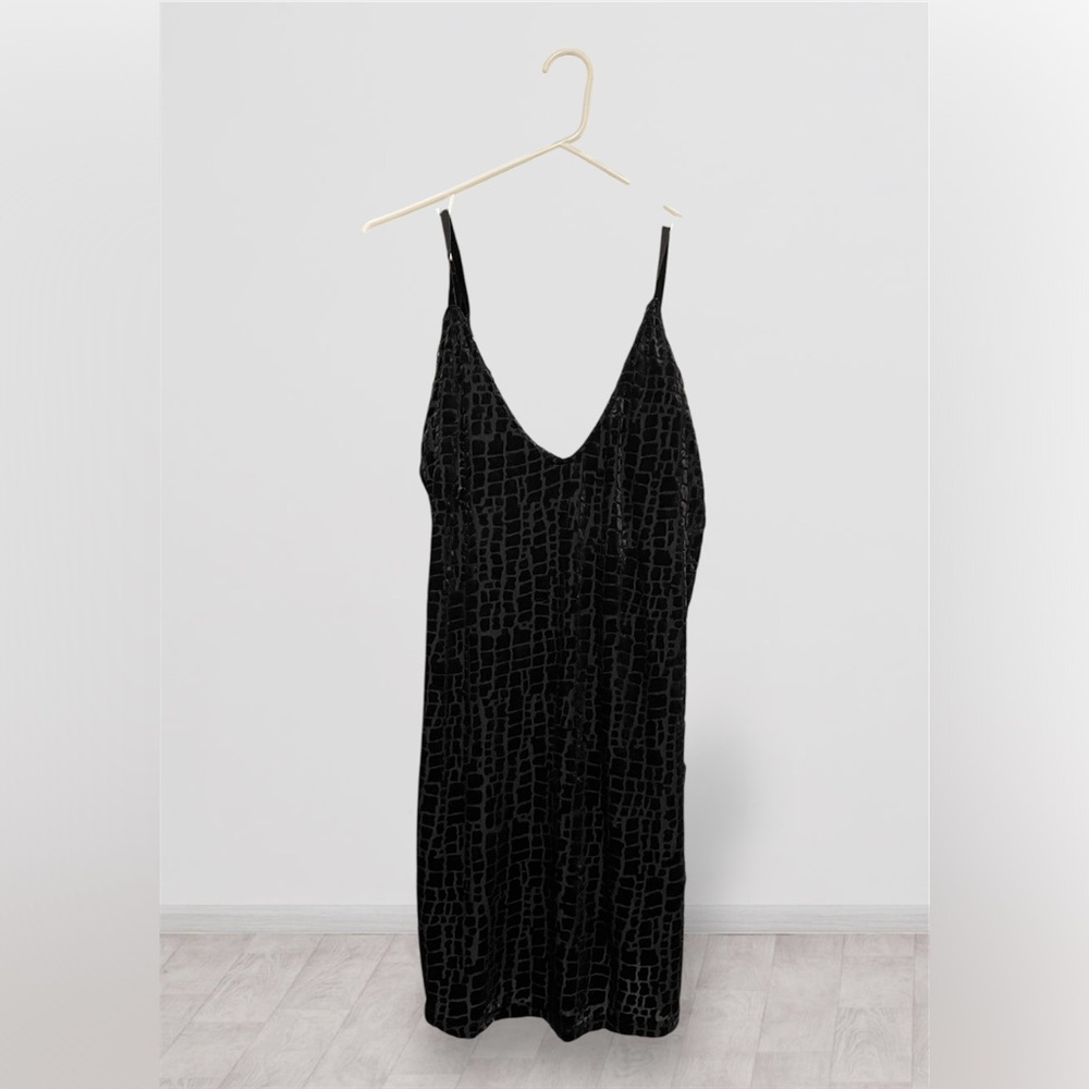 Valerie Stevens Textured Black Slip velvet with intricate beading